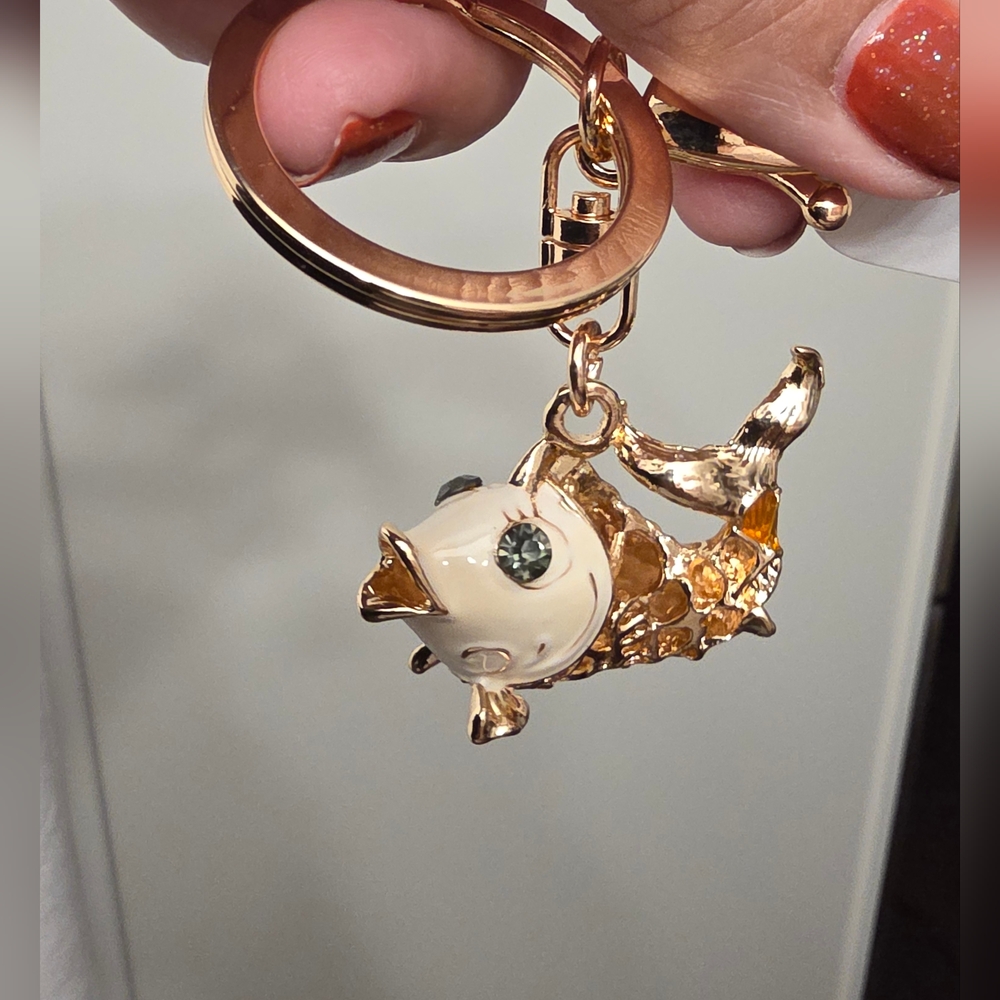 Good Luck GoldFish Bagcharm / Keychain - Picture 5 of 5